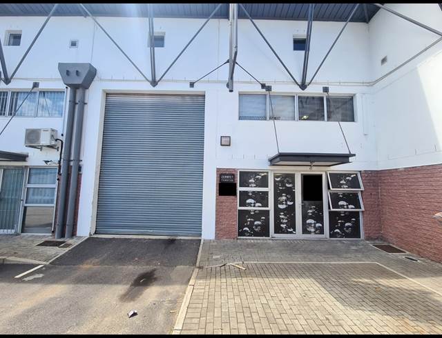 270.80M² WAREHOUSE TO LET IN MARCONI BEAM INDUSTRIA