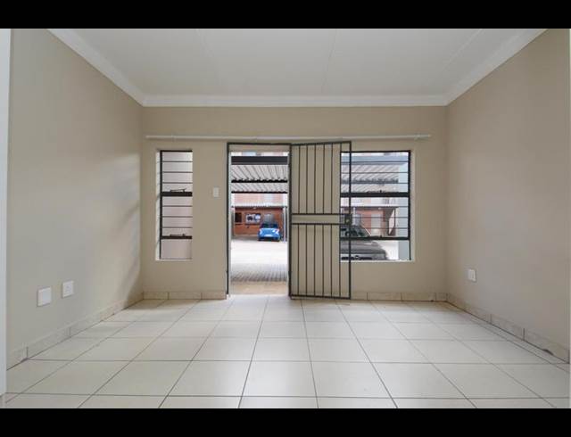 1 BEDROOM PROPERTY TO RENT IN KELVIN