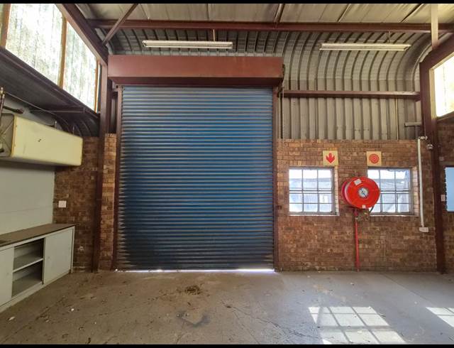 147M² WAREHOUSE TO LET IN WADEVILLE