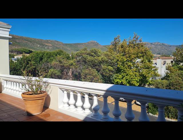 100M² OFFICE TO LET IN STEENBERG
