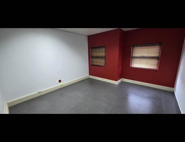 400M² OFFICE TO LET IN NELSPRUIT EXT 1