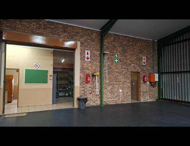1,011M² WAREHOUSE TO LET IN NELSPRUIT INDUSTRIAL