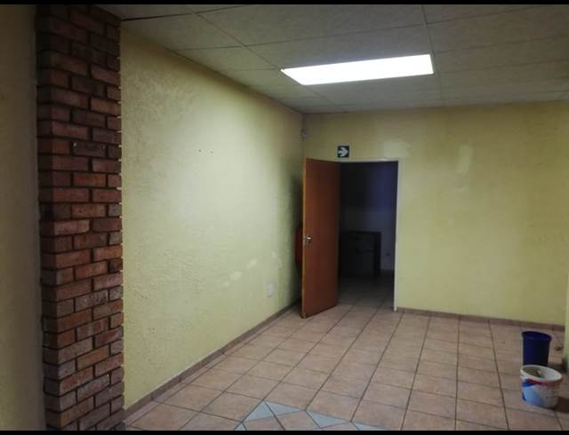 248M² OFFICE TO LET IN KRUGERSDORP CENTRAL