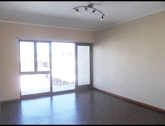 1 bed property to rent in ROSEBANK