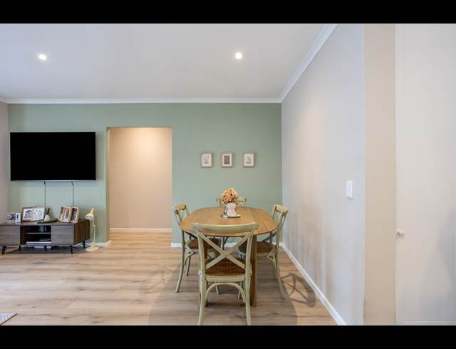 3 BEDROOM FREEHOLD TO LET IN DIEP RIVER