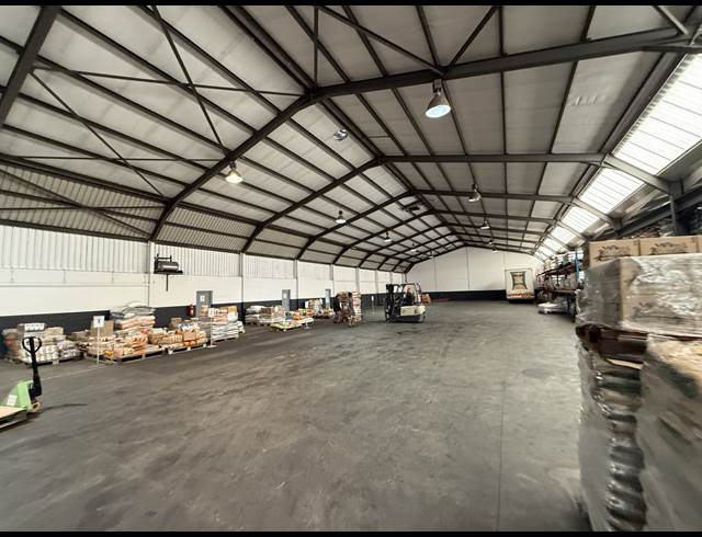 3,170M² WAREHOUSE TO LET IN BRACKENFELL INDUSTRIAL