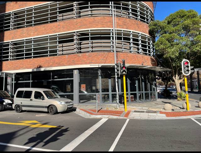 150M² RETAIL TO LET IN GARDENS
