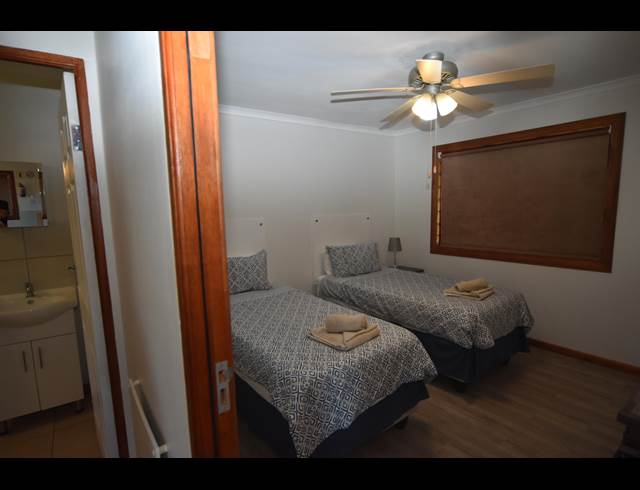 3 BEDROOM APARTMENT TO LET IN WHITE RIVER RURAL