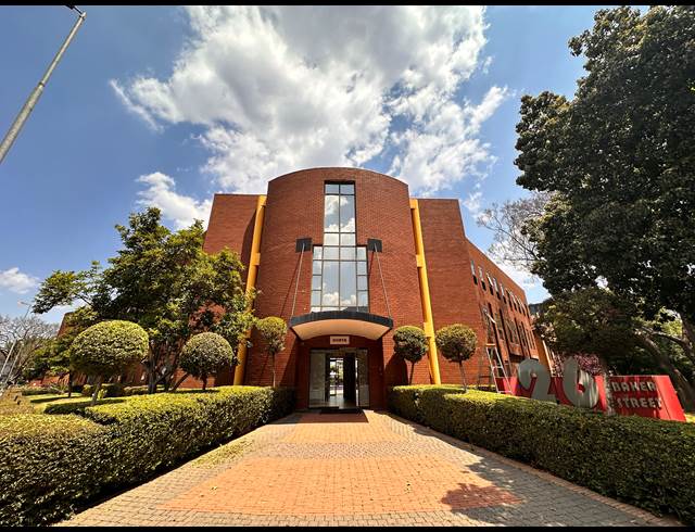 166M² OFFICE TO LET IN ROSEBANK