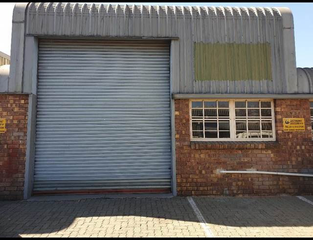 128M² WAREHOUSE TO LET IN WADEVILLE