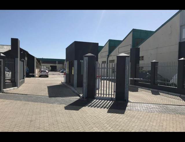 262M² MINI FACTORY TO LET IN EPPING INDUSTRIAL