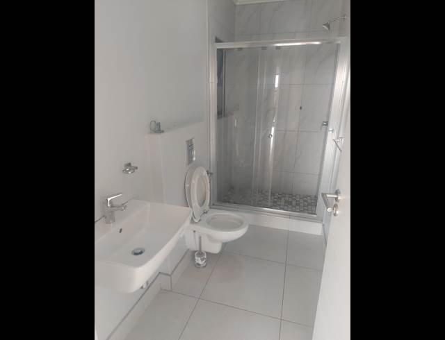2 BEDROOM APARTMENT TO LET IN UMHLANGA RIDGE