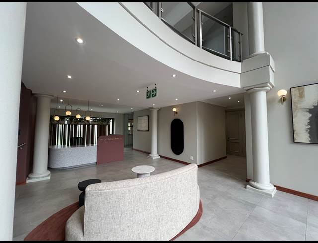 472M² OFFICE TO LET IN HYDE PARK