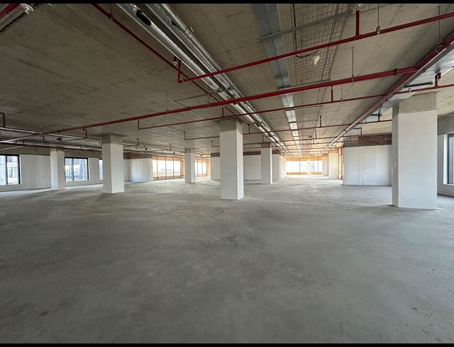 1,827M² OFFICE TO LET IN SANDTON CENTRAL