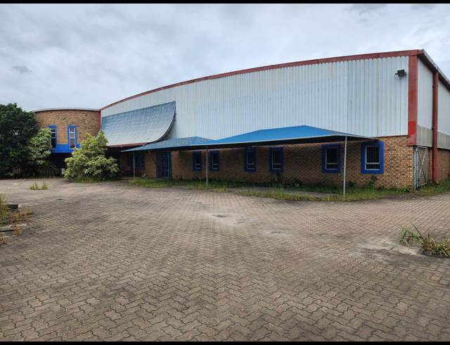 3,500M² WAREHOUSE TO LET IN SPRINGFIELD