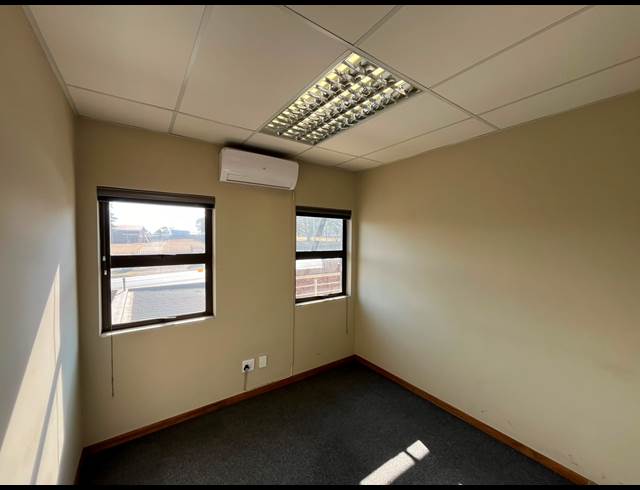 72M² OFFICE TO LET IN WITPOORT ESTATES