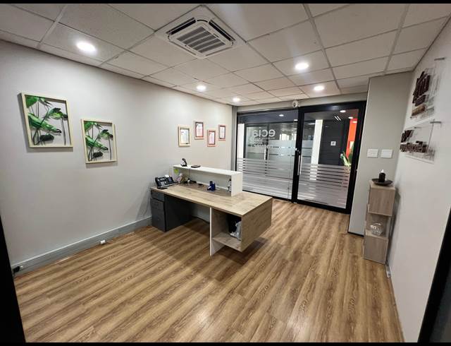 255M² OFFICE TO LET IN LA LUCIA RIDGE