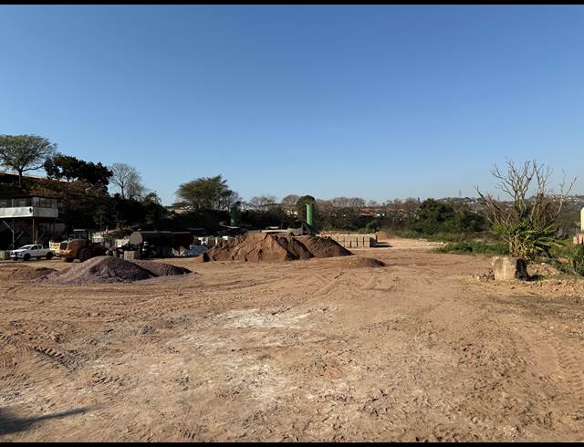 18,000M² INDUSTRIAL YARD TO LET IN MARIANN INDUSTRIAL PARK