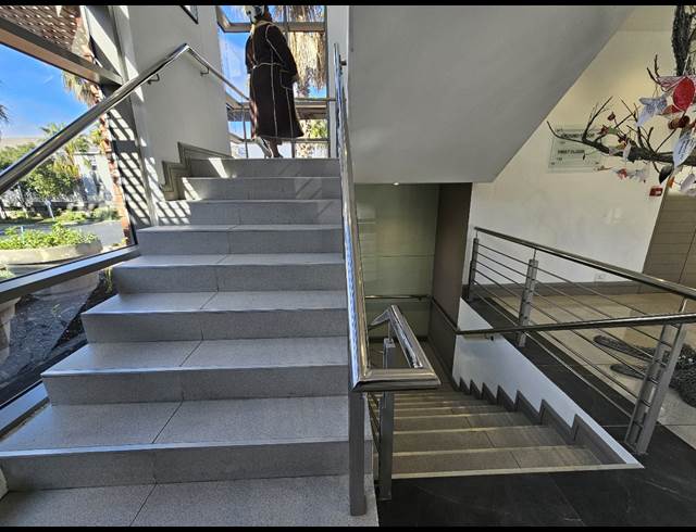 260M² OFFICE TO LET IN CENTURY CITY