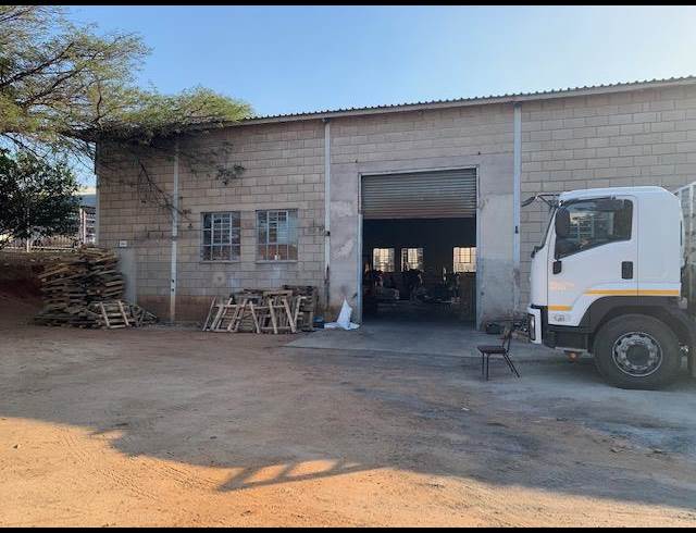 880M² WAREHOUSE TO LET IN ROCKY DRIFT