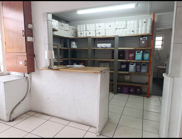 1,061M² WAREHOUSE TO LET IN PINETOWN CENTRAL