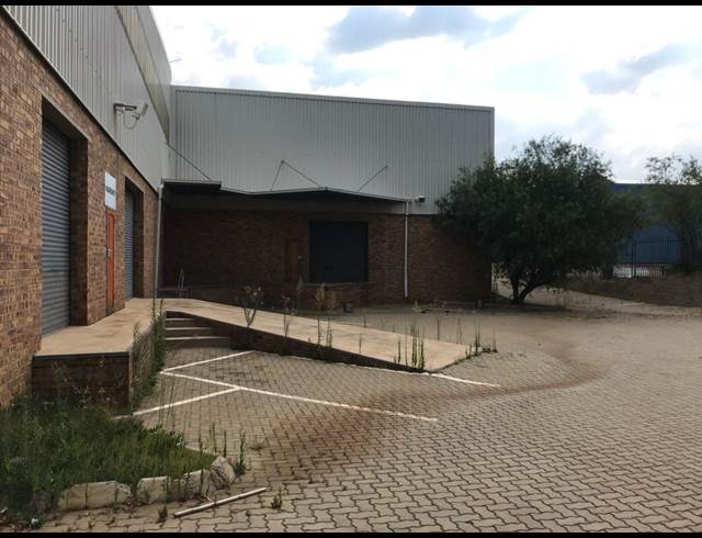 1,752M² WAREHOUSE SOLD IN RANDJESPARK