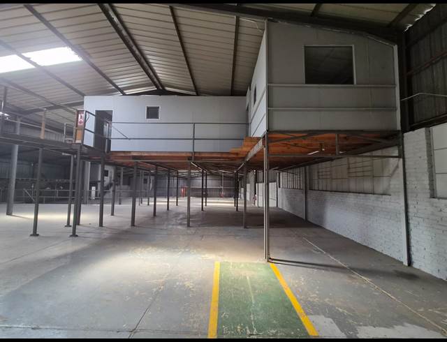 1,200M² WAREHOUSE TO LET IN WADEVILLE