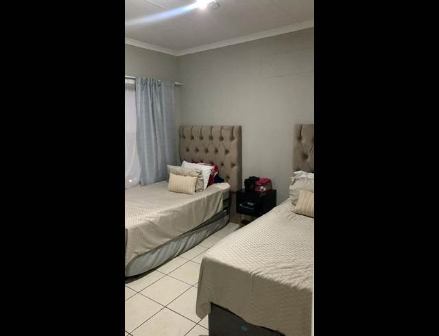 3 BEDROOM PROPERTY TO RENT IN WINCHESTER HILLS