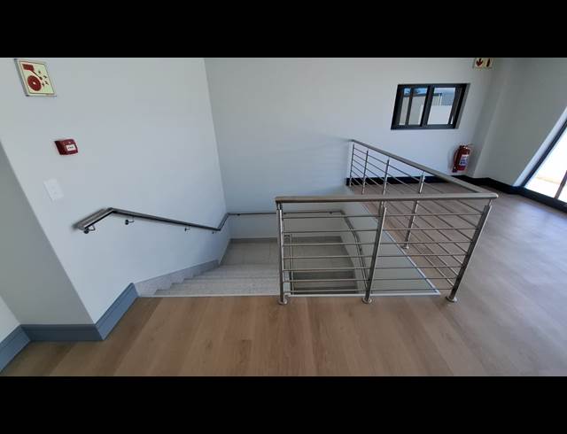 435M² WAREHOUSE TO LET IN STIKLAND INDUSTRIAL