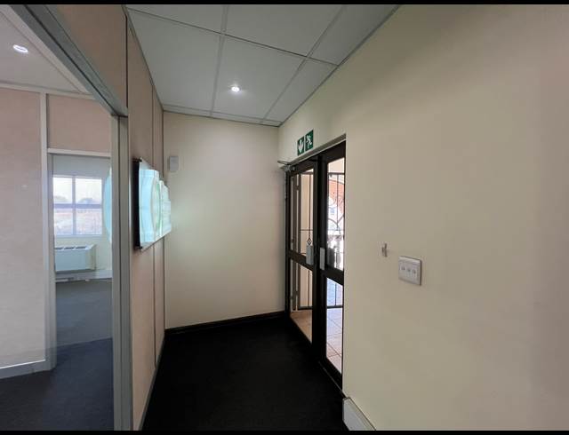 225M² OFFICE TO LET IN HIGHVELD
