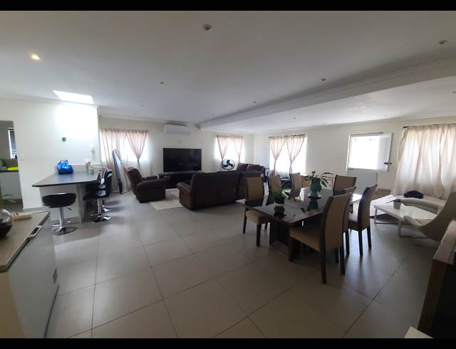 3 BEDROOM FREESTANDING TO LET IN SANDRINGHAM
