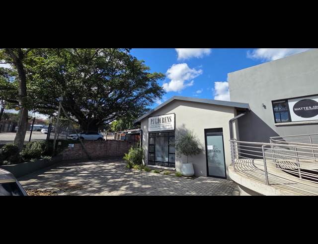 122M² OFFICE TO LET IN SONHEUWEL