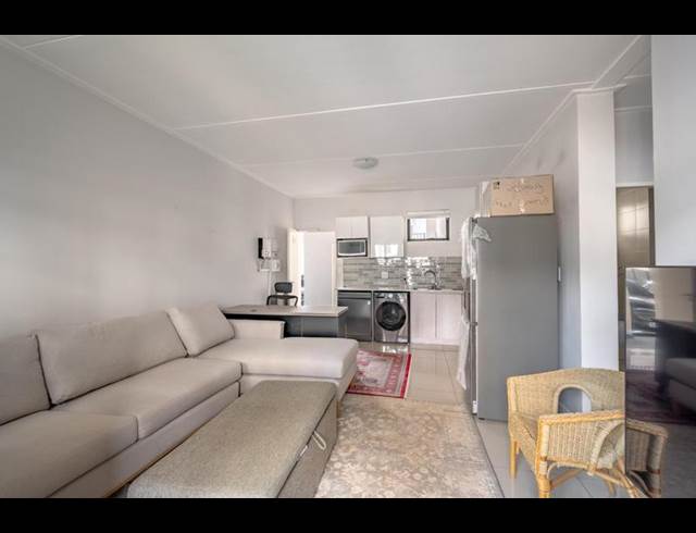 1 BEDROOM PROPERTY TO RENT IN BRYANSTON