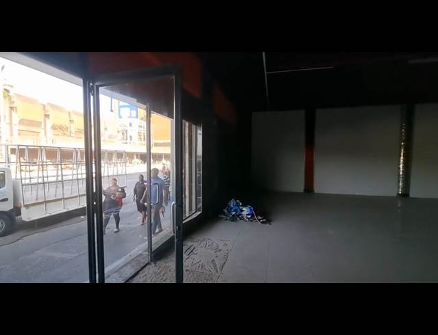 470M² RETAIL TO LET IN GREYVILLE