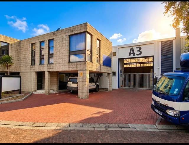 759.30M² WAREHOUSE TO LET IN BELLVILLE SOUTH INDUSTRIA