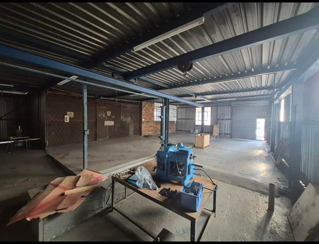 500M² WAREHOUSE TO LET IN ALRODE SOUTH