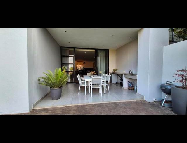 2 BEDROOM PROPERTY TO RENT IN MIDFIELD ESTATE