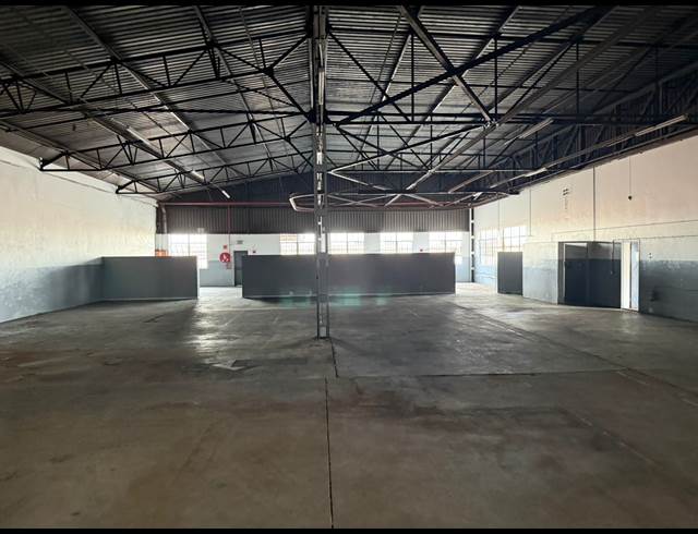 1,264M² WAREHOUSE TO LET IN ANDERBOLT