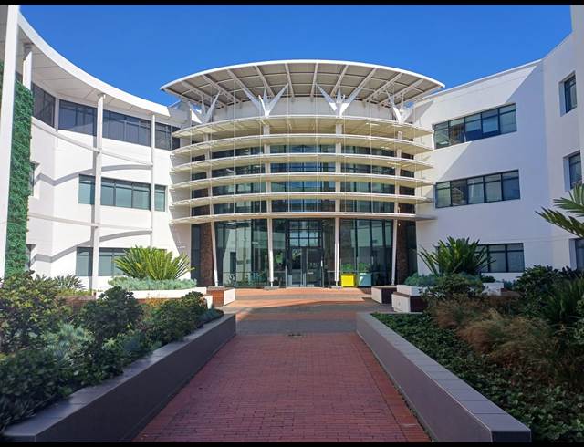 1,436M² OFFICE TO LET IN LA LUCIA RIDGE
