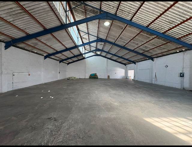 481M² WAREHOUSE TO LET IN BROADLANDS PARK