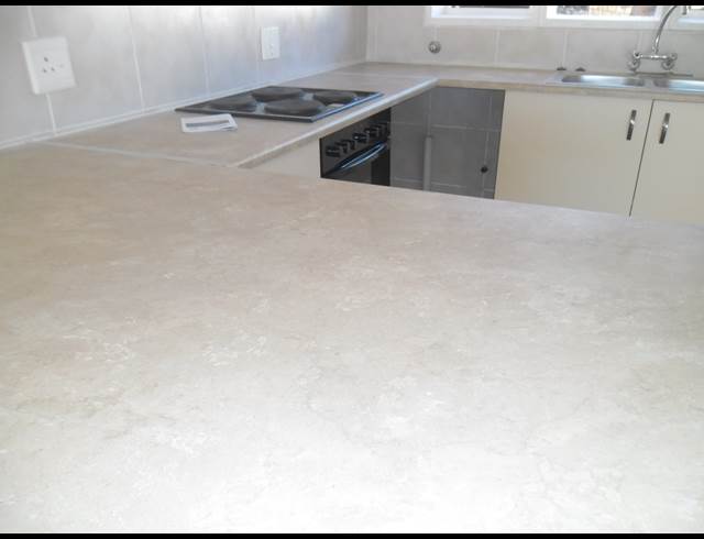 2 bed property to rent in WINCHESTER HILLS