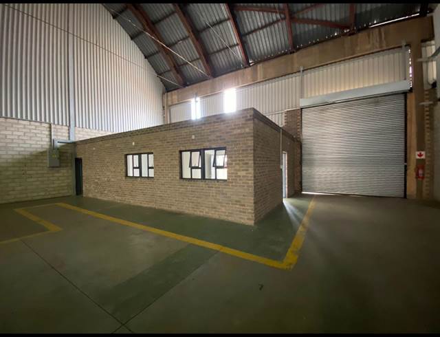 460M² WAREHOUSE TO LET IN DRIEHOEK