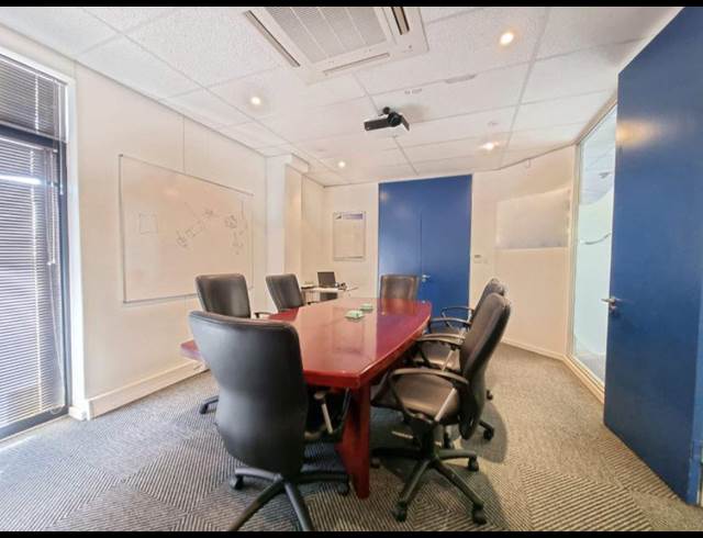 232M² OFFICE TO LET IN CENTURY CITY