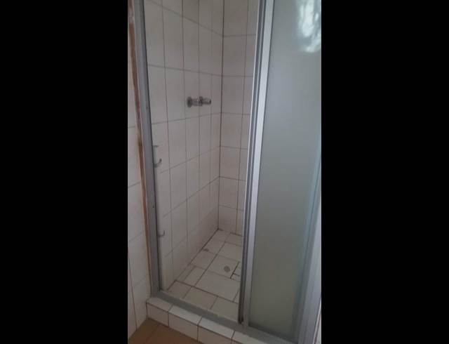 3 BEDROOM PROPERTY TO RENT IN BRENTHURST