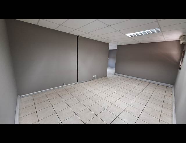 88.20M² OFFICE TO LET IN SONHEUWEL