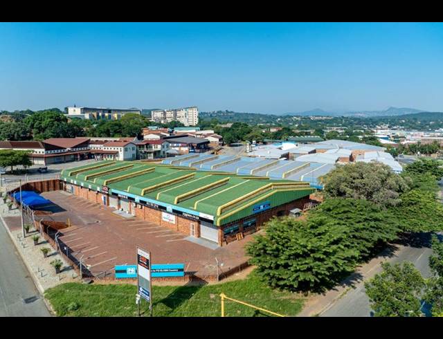 810M² WAREHOUSE TO LET IN WEST ACRES
