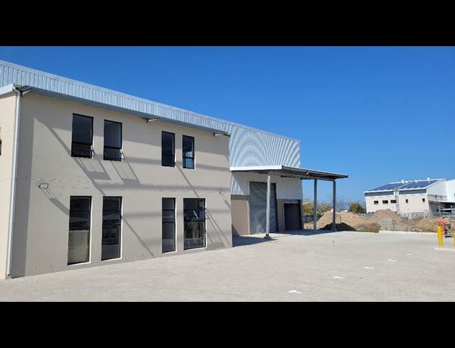 685M² WAREHOUSE TO LET IN AIRPORT INDUSTRIA