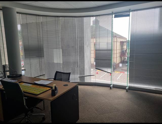 130M² OFFICE TO LET IN NELSPRUIT EXT 1