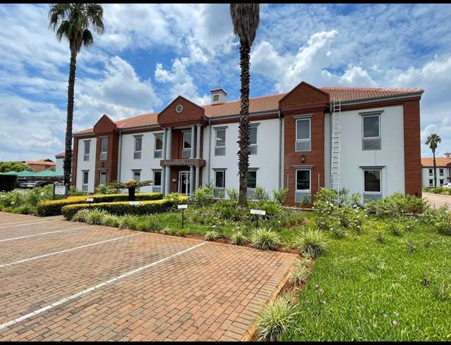 BUSINESS PROPERTY TO RENT IN DIE HOEWES