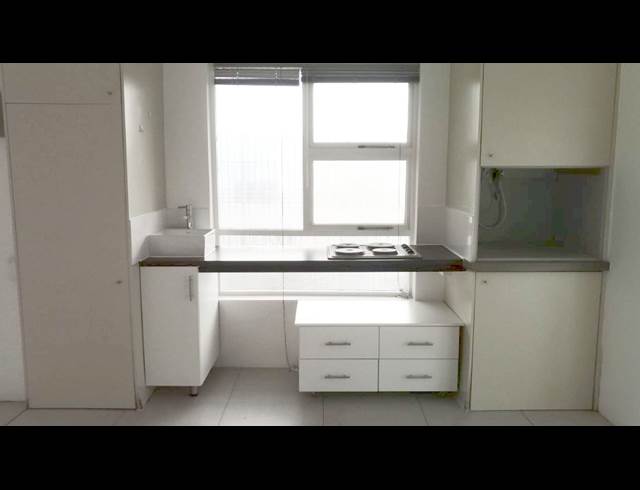 1 bed property to rent in WOODSTOCK